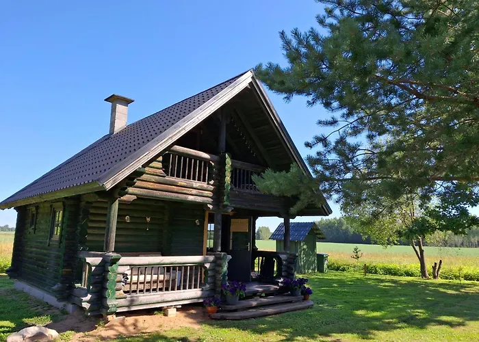 Tirtsu Puhkemaja Varesmae