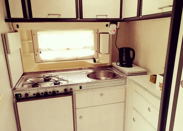 Tirtsu Puhkemaja Dom wakacyjny Varesmae