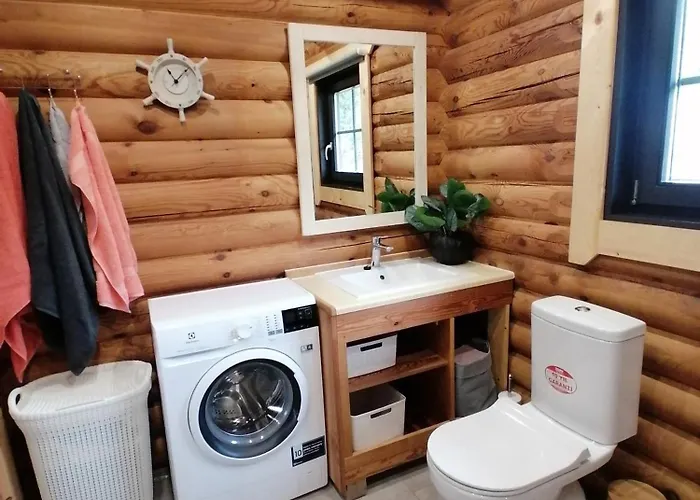 Tirtsu Puhkemaja Varesmae