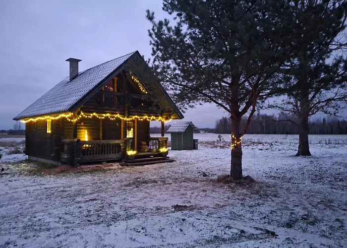 Tirtsu Puhkemaja * Varesmae